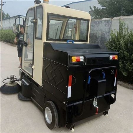 座驾扫地车  环卫扫路机 小型驾驶式扫地机 电动驾驶式扫地机