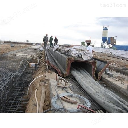 水泥预制桥梁空心板模具 混凝土空心板边板钢模板 高铁桥梁空心板模具模板 亿乐牌