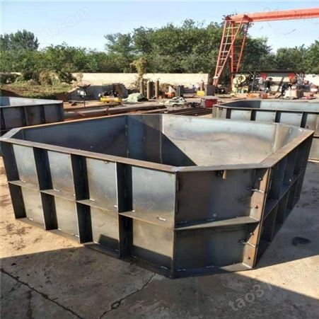 厂家直供 水泥箱涵模具 地下综合模具 性能优越