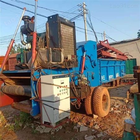 出售二手木屑粉碎机 移动式柴油机粉碎机 回收各种木材粉碎机 木材综合破碎机