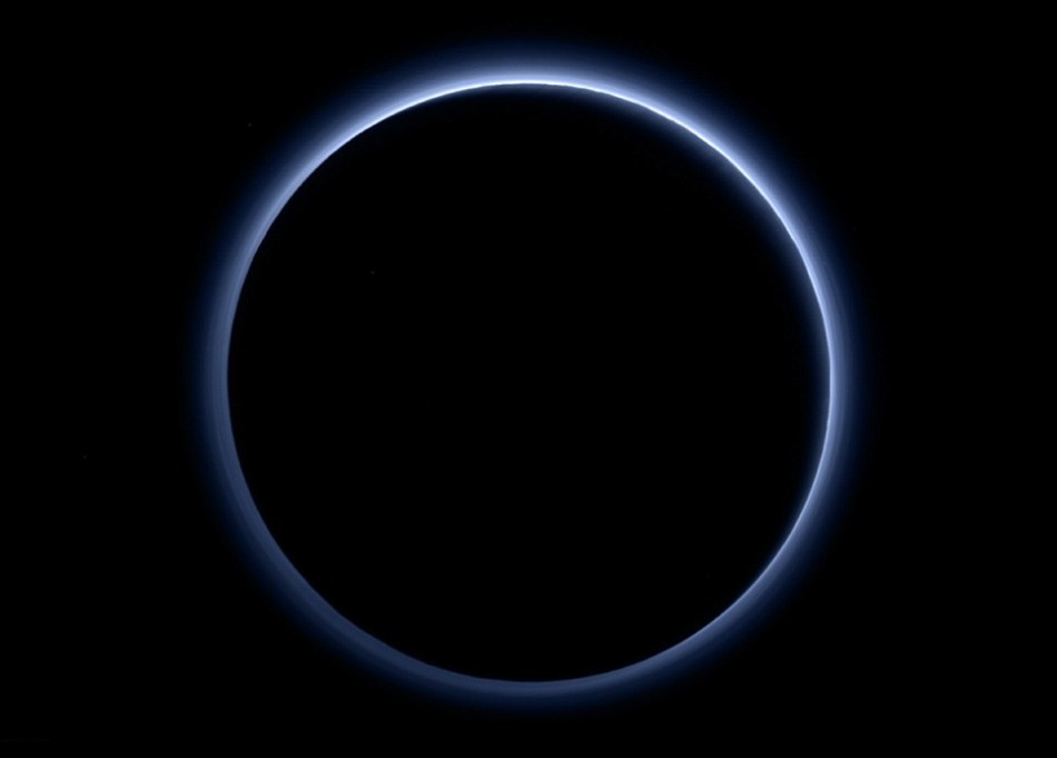 NASA发布新冥王星图像